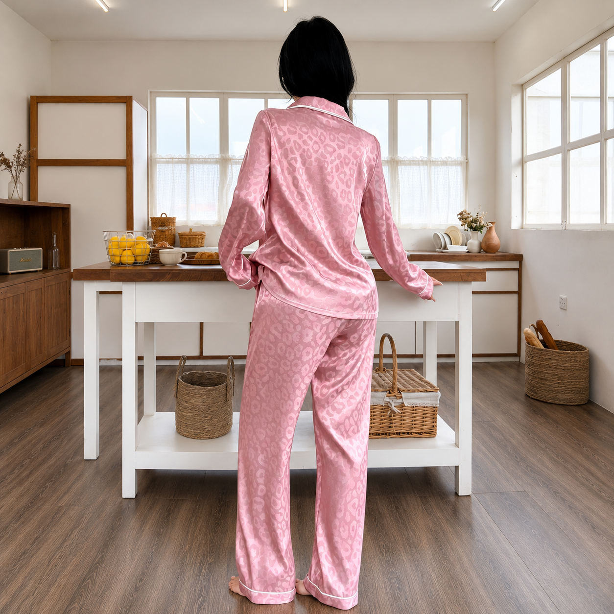 2 Piece Of Printed Jacquard Collared Long Sleeve Top and Pant Pajama Set For Women