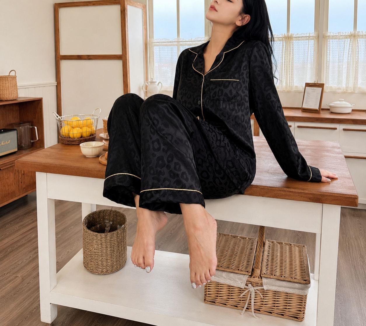2 Piece Of Printed Jacquard Collared Long Sleeve Top and Pant Pajama Set For Women