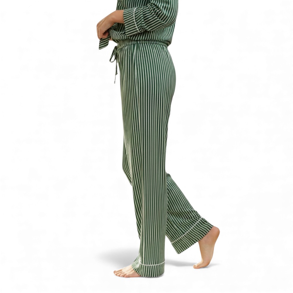 Christmas Themed Printed Pajama For Women