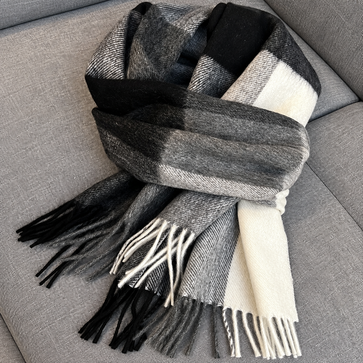Warm Winter Plaid Design Scarf For Women
