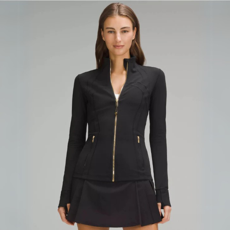 Performance Zip Up Jacket For Stylish And Functional Activewear