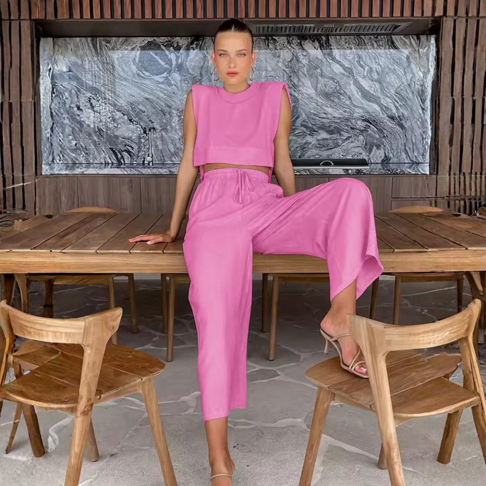 Sleeveless Crop Top And High Rise Pants Matching 2 Piece Set For Women