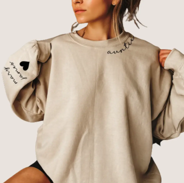 Personalized Mama Sweatshirt And Hoodie With Names On Sleeve