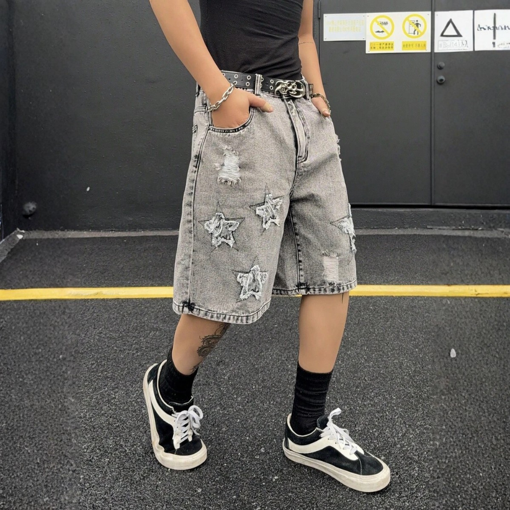 Plain And Frayed Edge Pocket Ripped Fashionable Denim Shorts For Mens