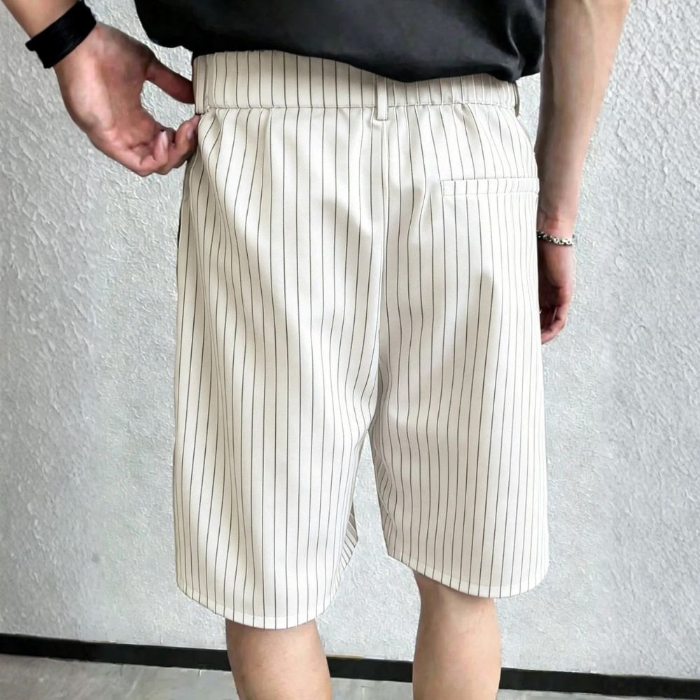 Men’s Striped Pleated Loose Fit Casual Shorts