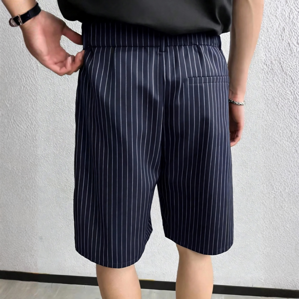 Men’s Striped Pleated Loose Fit Casual Shorts