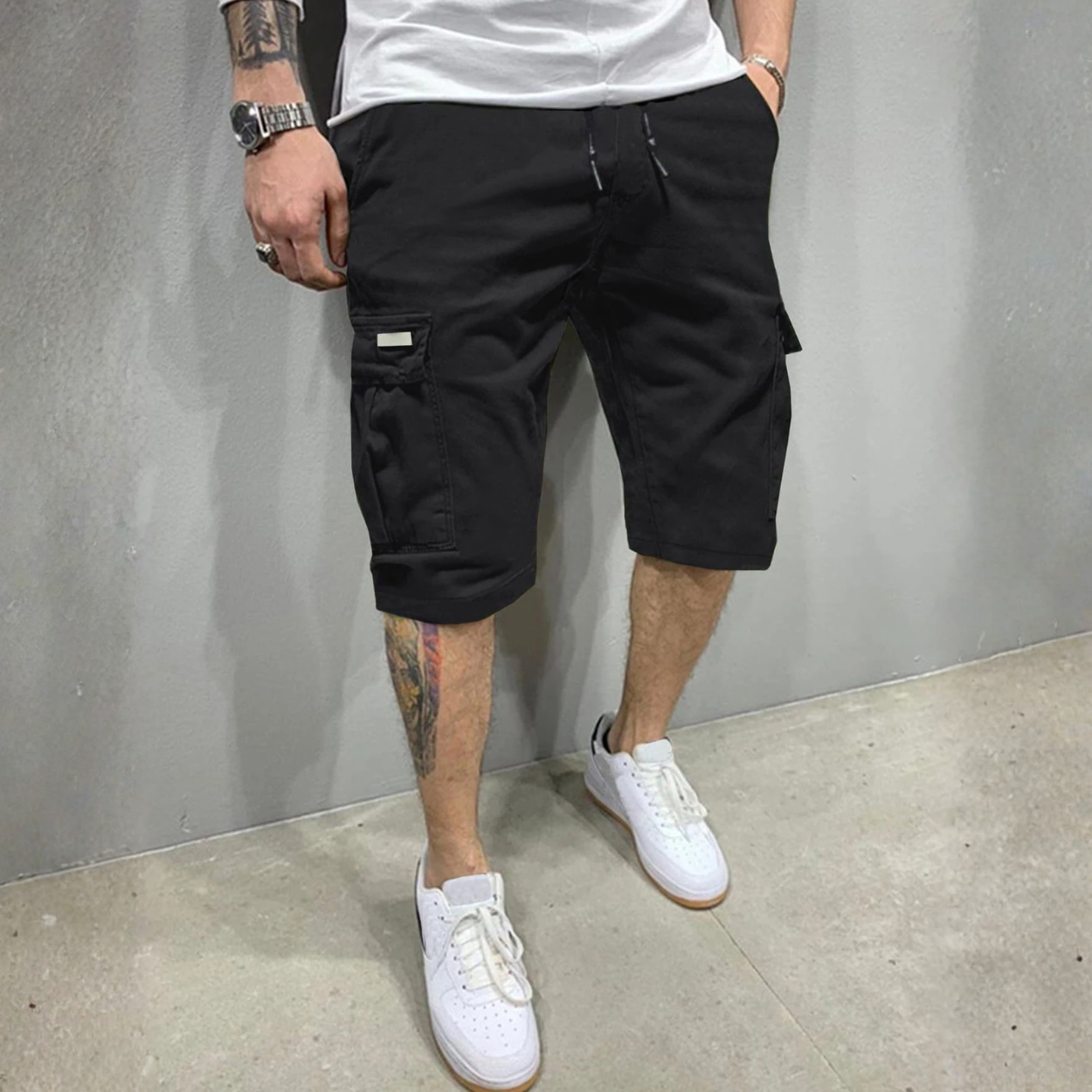 Casual Cargo Shorts For Men With Flap Pockets