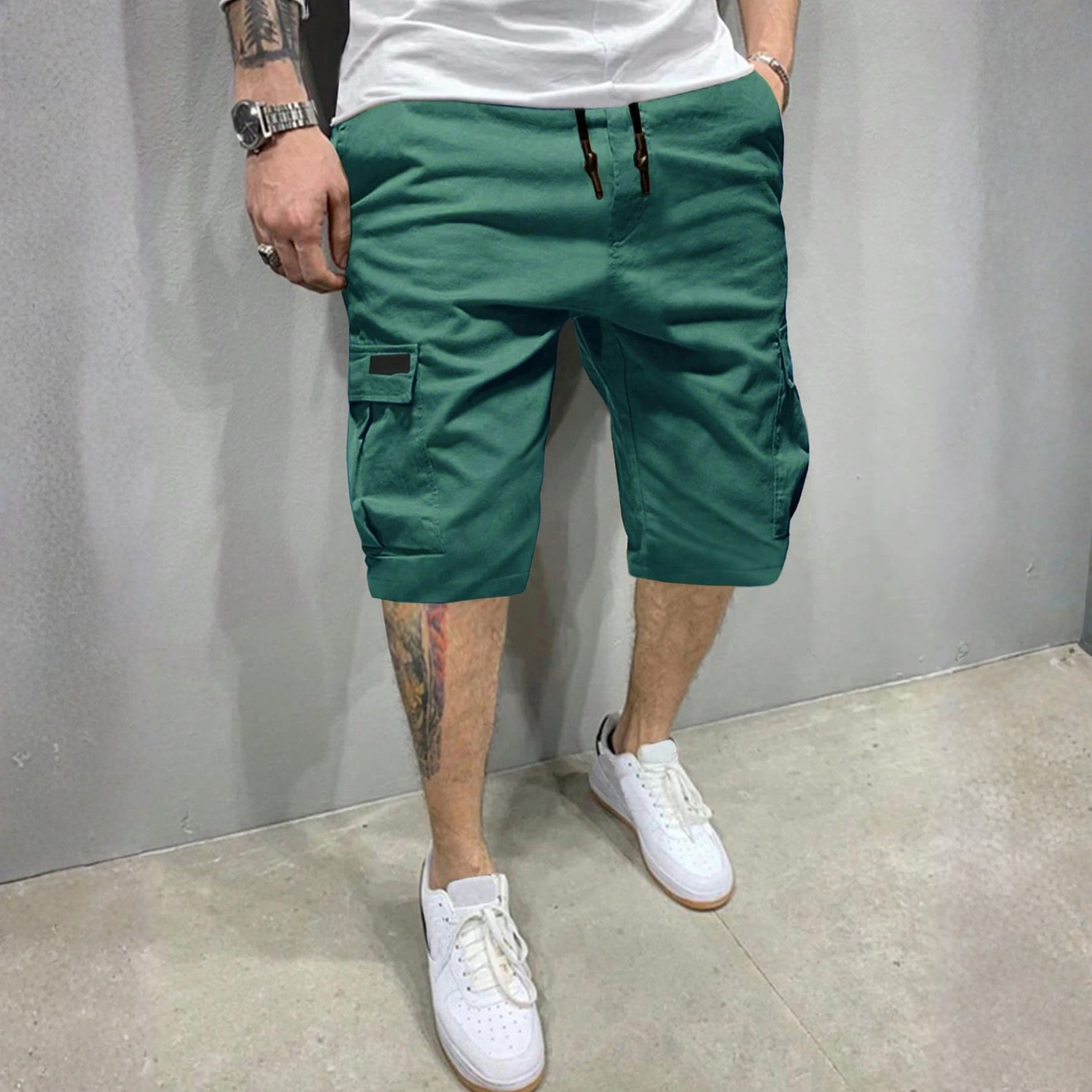 Casual Cargo Shorts For Men With Flap Pockets
