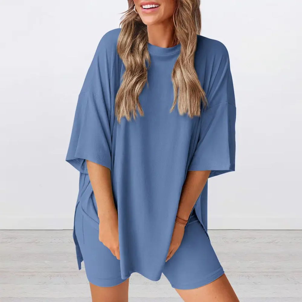 Casual Summer Two Piece Set With Split Hem Top And Shorts For Women