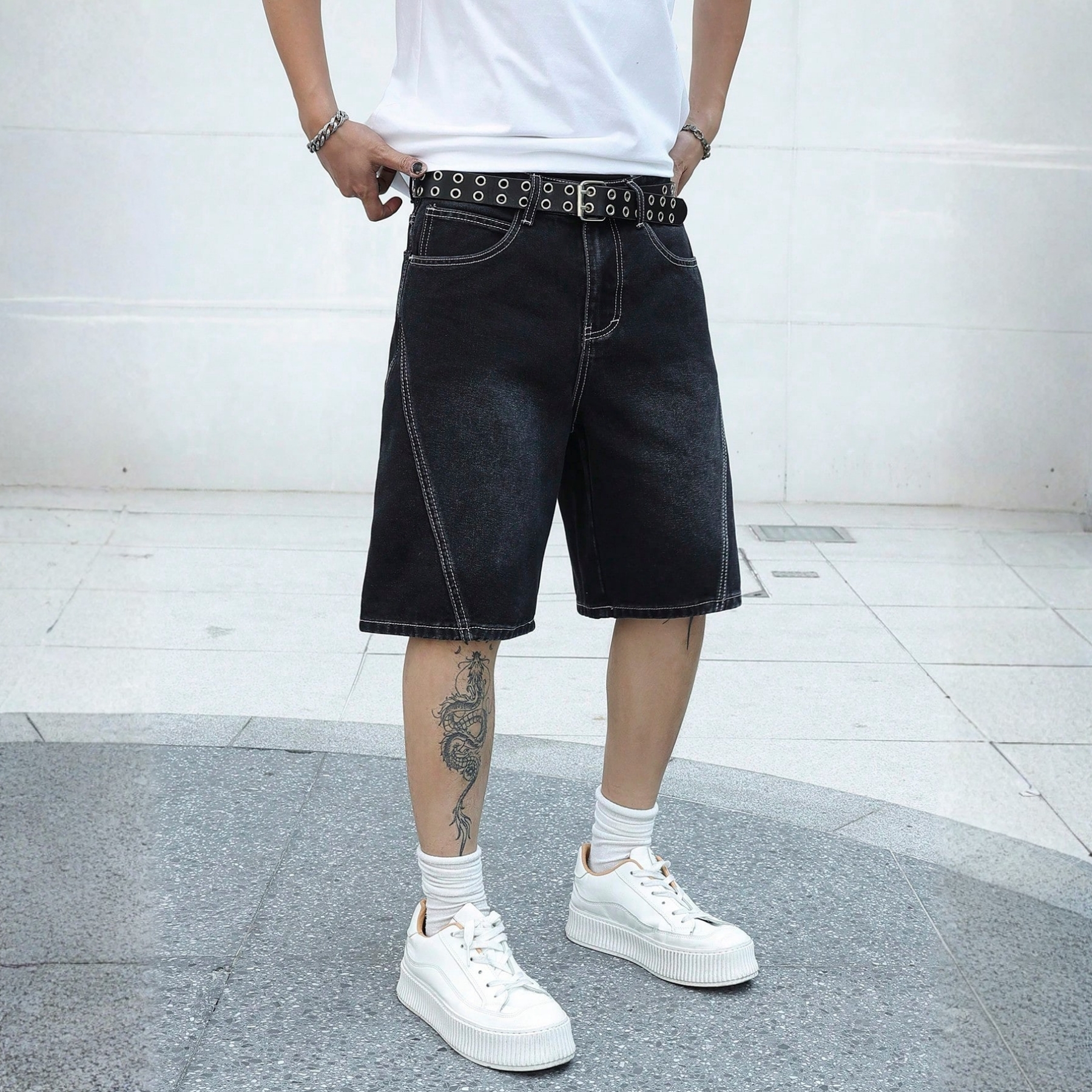 Manfinity Loose Fit Embroidered Denim Shorts Casual Summer Style