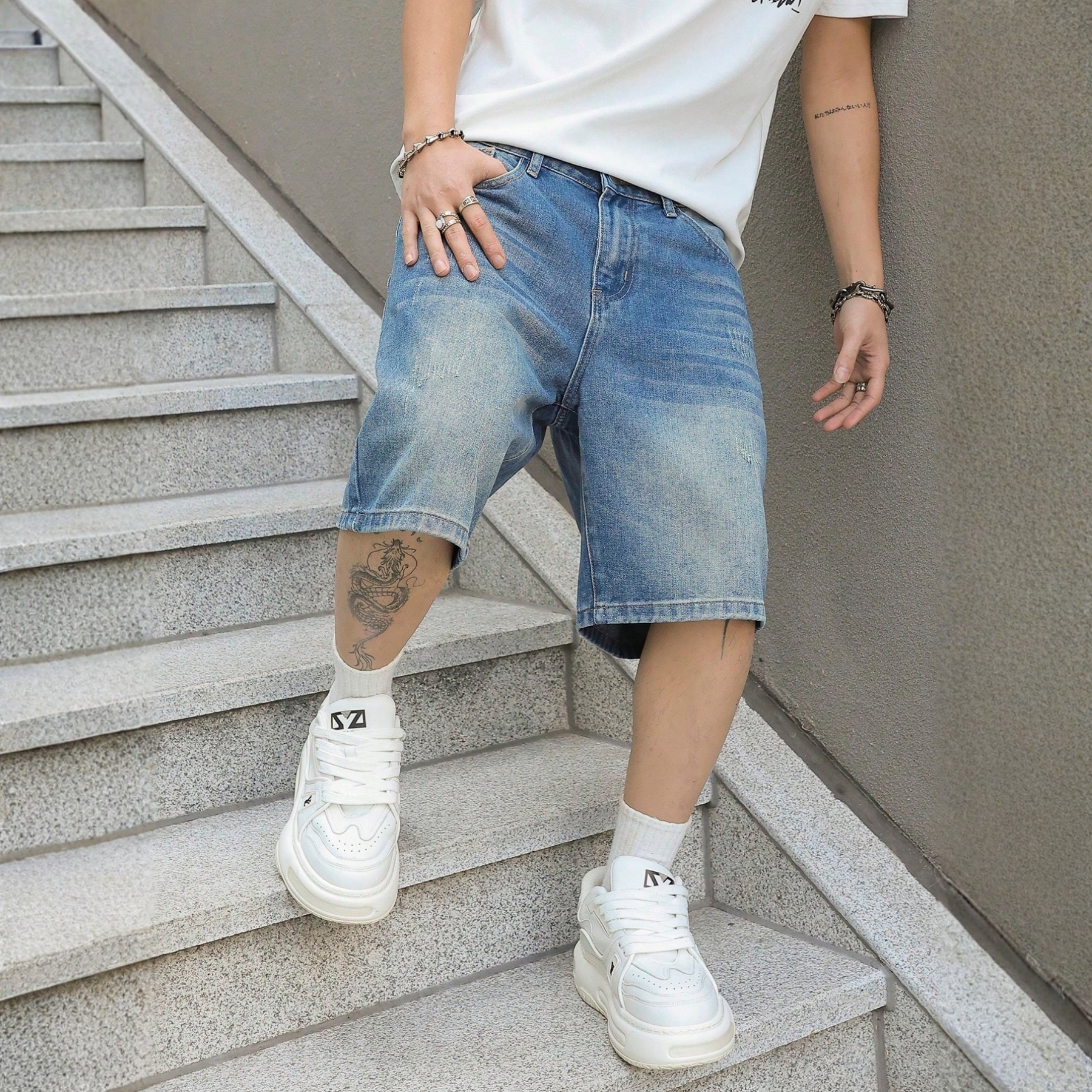 Manfinity Loose Fit Embroidered Denim Shorts Casual Summer Style