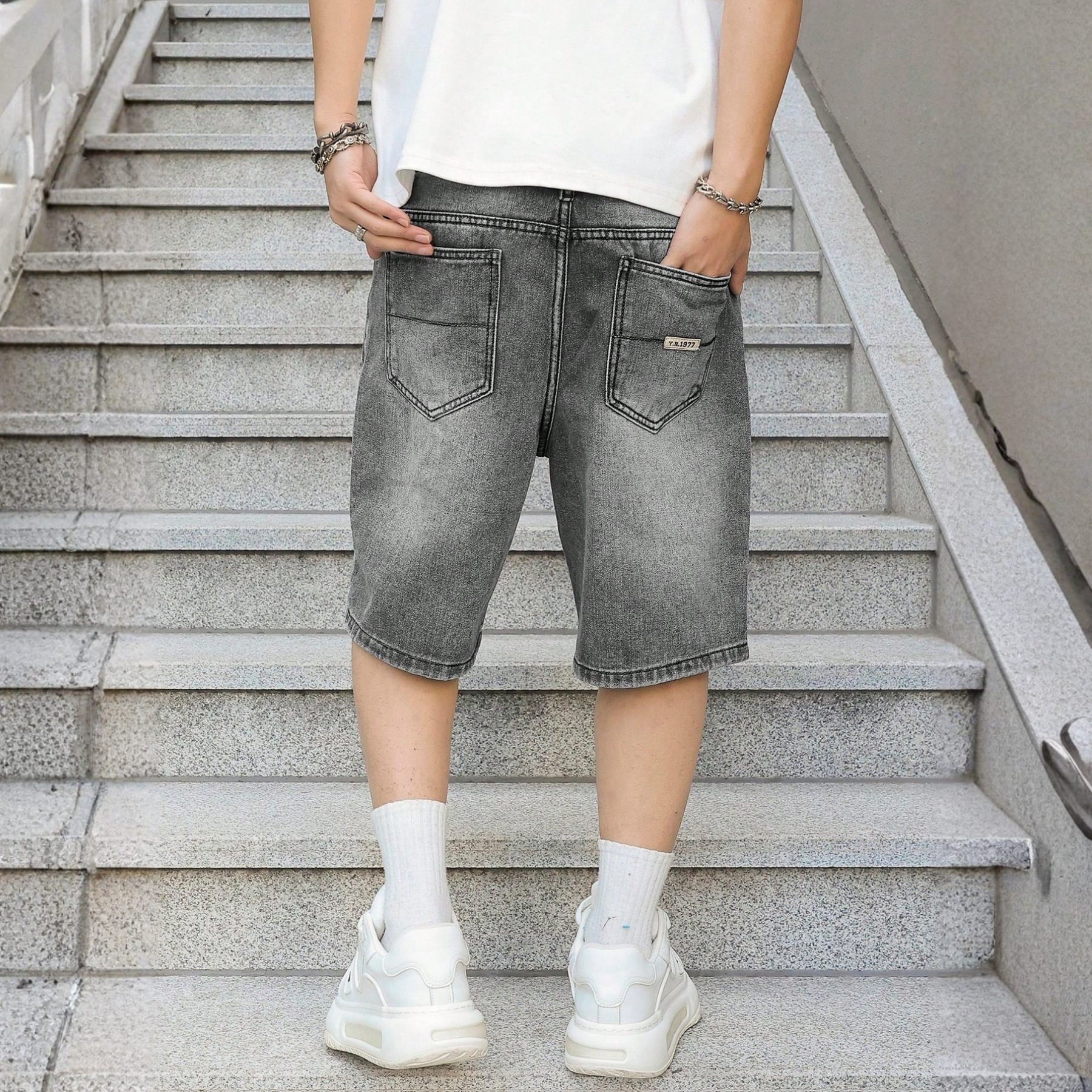 Manfinity Loose Fit Embroidered Denim Shorts Casual Summer Style
