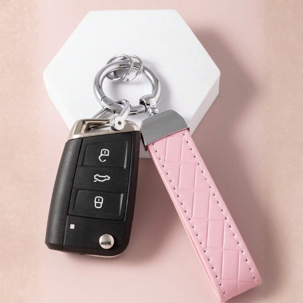 Minimalist Unisex Car Keychain With Sleek Design