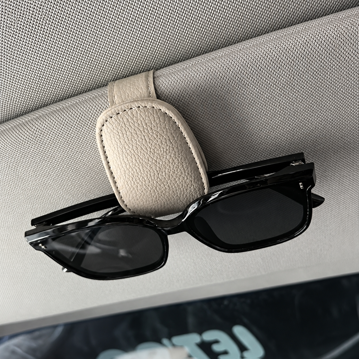 Universal Car Sun Visor Spectacles Holder Clip For Organized Interior