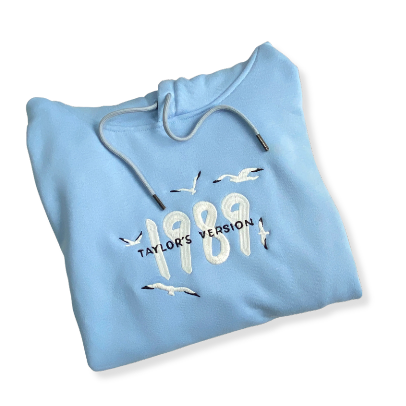 Seagull Embroidered Graphic Hoodie With Front Pocket Design
