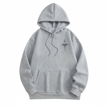 Men Oversized Fleece Hoodie With a Starry Night And Mountain Graphic