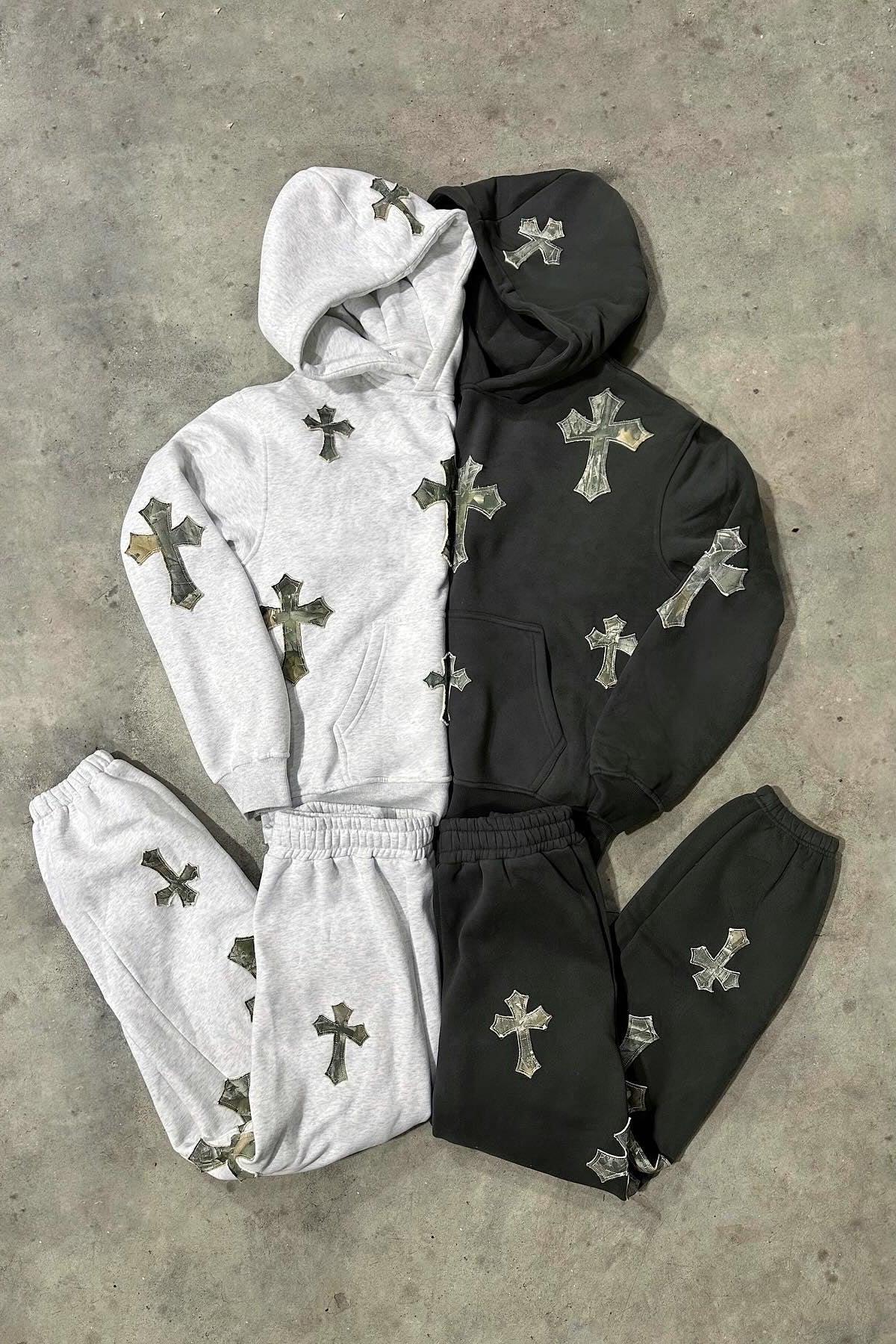 Two Piece Street Set With Camo Cross Details