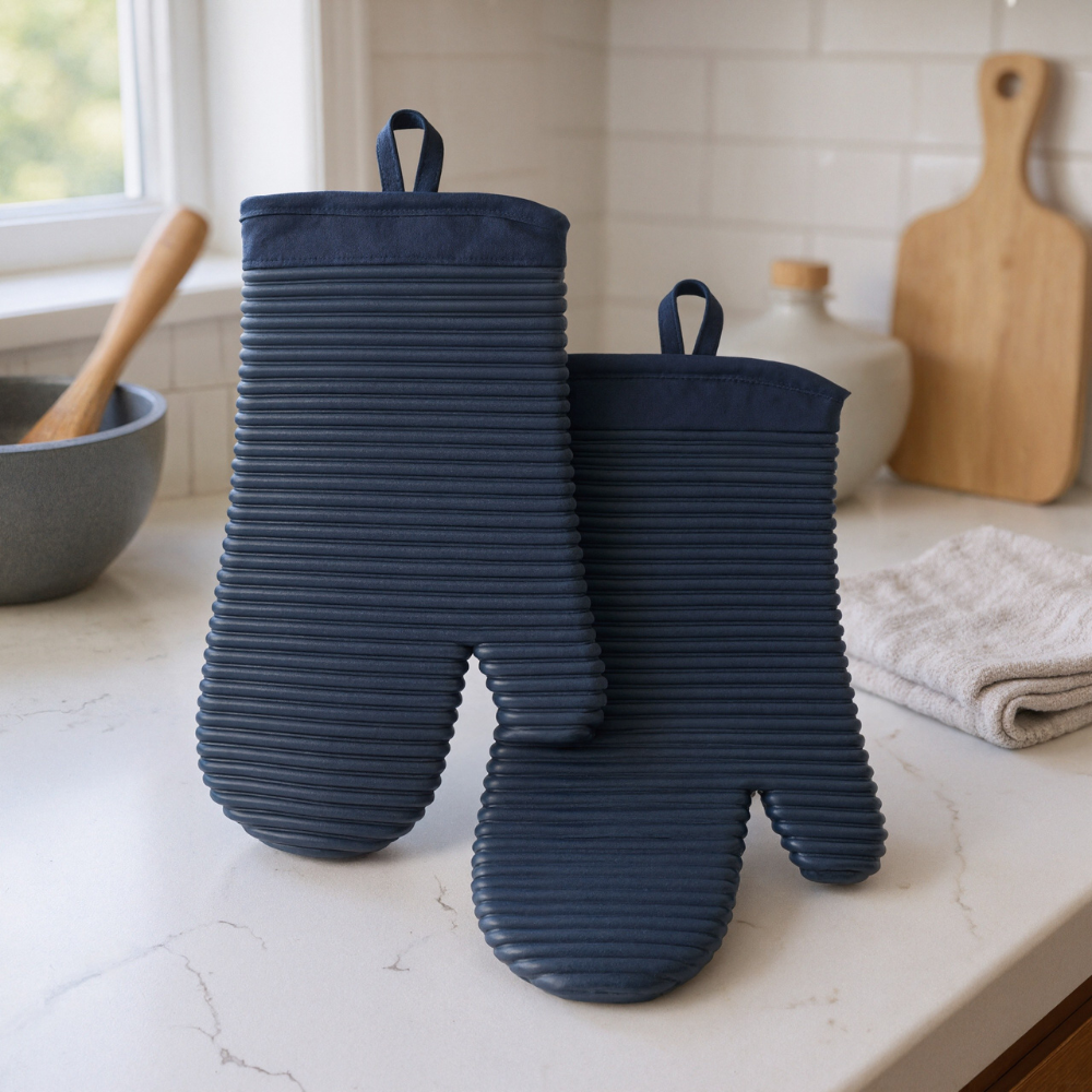 Ribbed Soft Silicone Oven Mitt Set