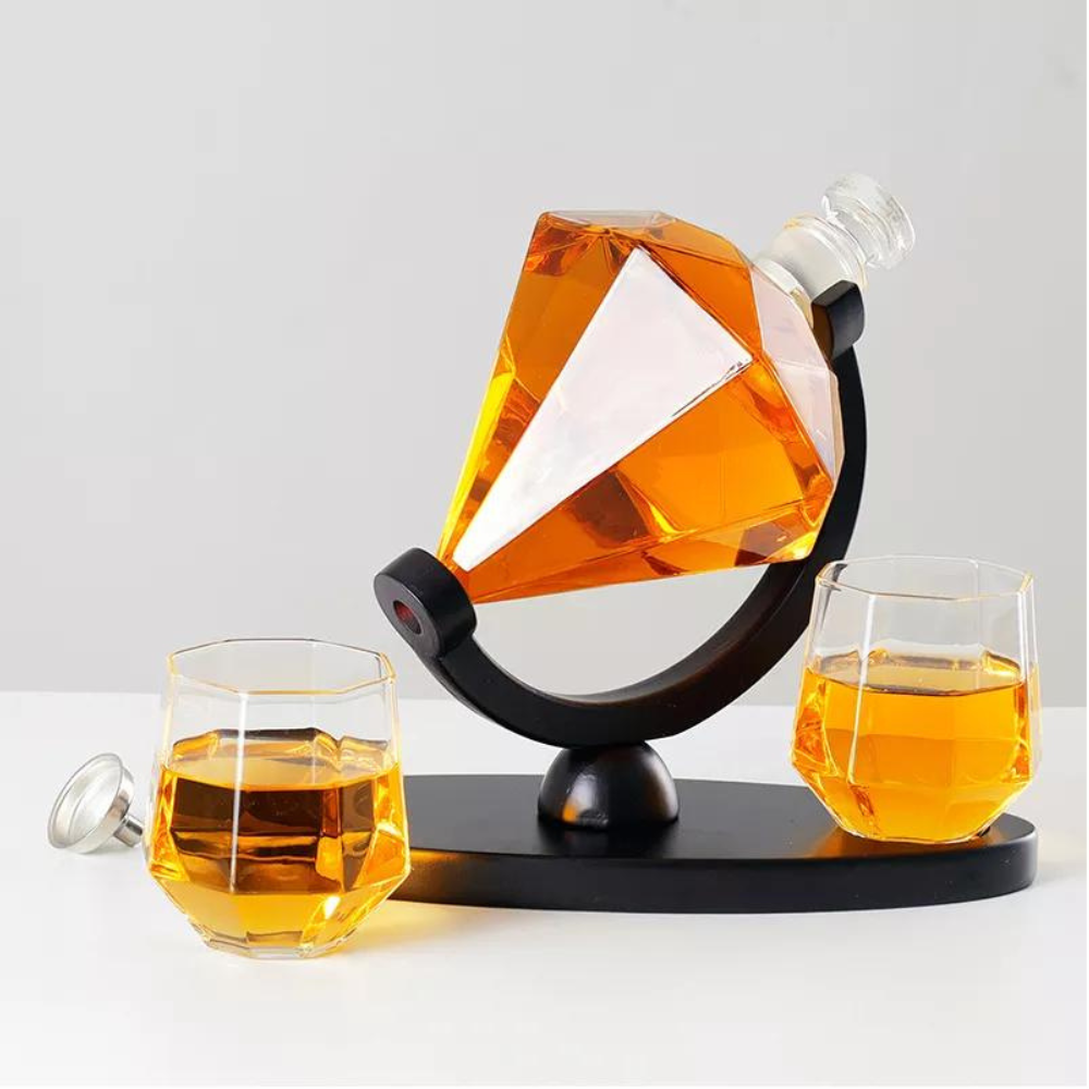 Diamond Shaped Wine Decanter-Wine and Whiskey Decanter