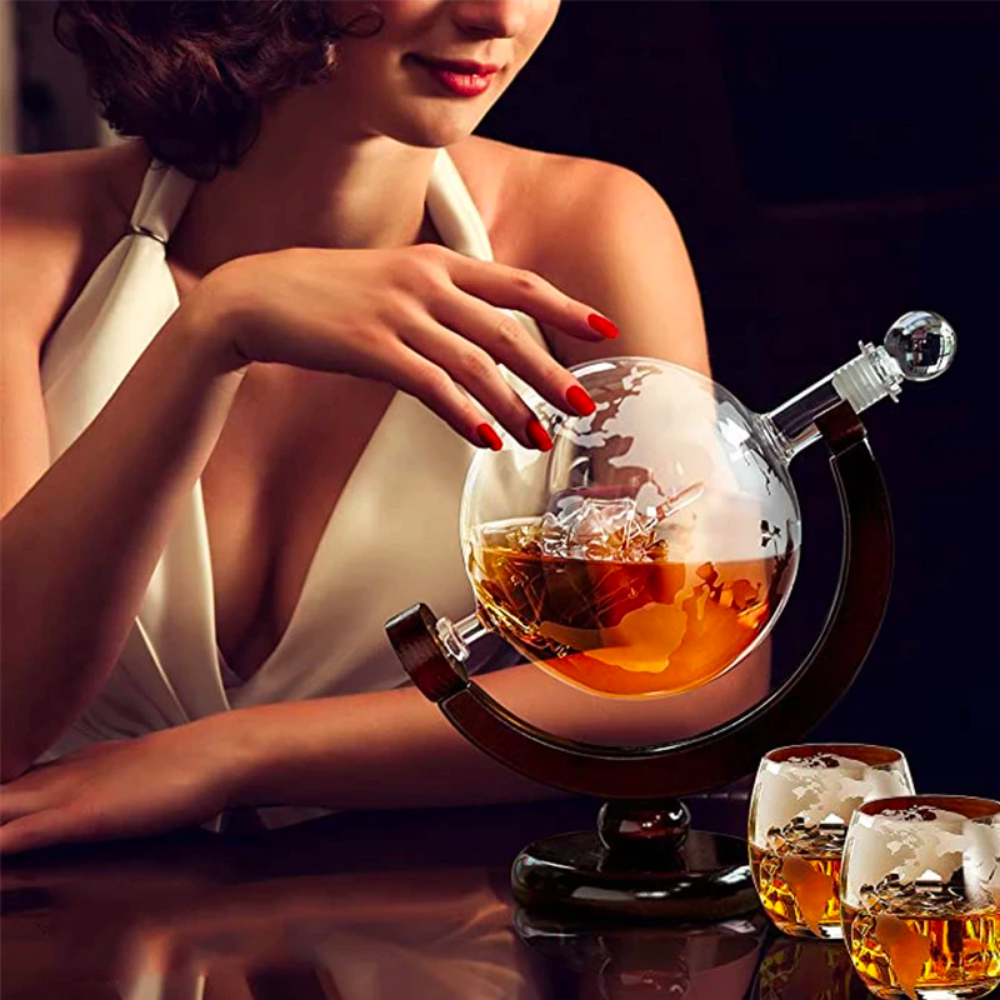 Globe Shaped Liquor Decanter-Wine and Whiskey Decanter