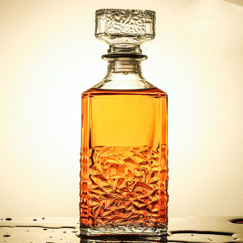 Classic Liquor Decanter-Wine and Whiskey Decanter