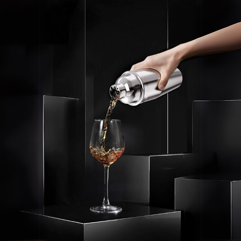 24 Oz Martini Shaker Stainless Steel Cocktail Mixer-Wine and Whiskey Decanter