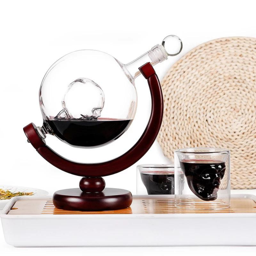 Skull Whiskey Decanter Set