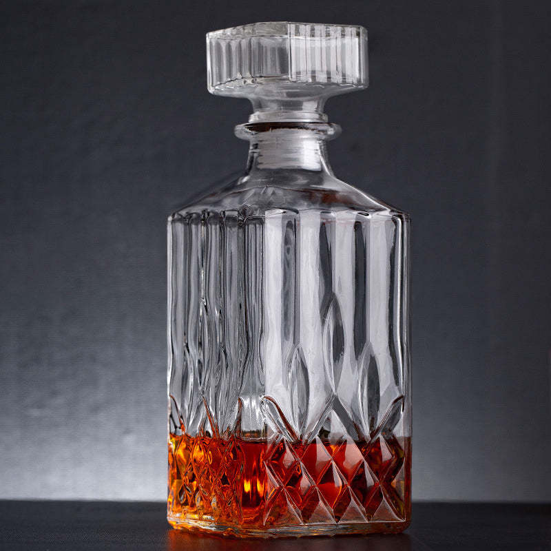 Classic Liquor Decanter-Wine and Whiskey Decanter