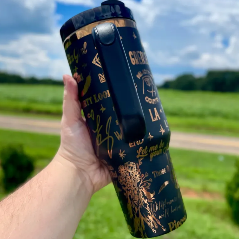 Lainey Wilson Tumbler – 40oz Insulated Drinkware for Fans-Wine and Whiskey Decanter