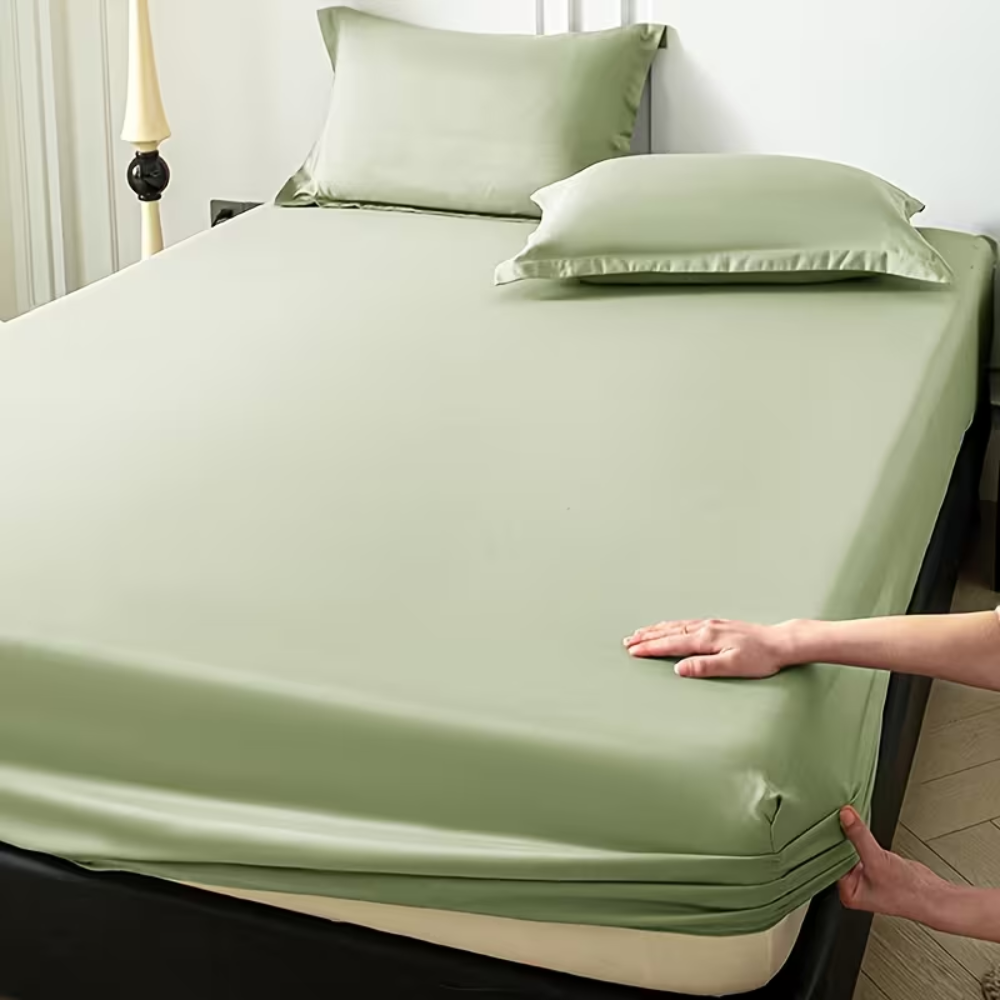 Microfiber Bed Sheet Set Deep Pocket - Fitted Sheet, Flat Sheet & Pillowcases, Soft Brushed Bedding Set