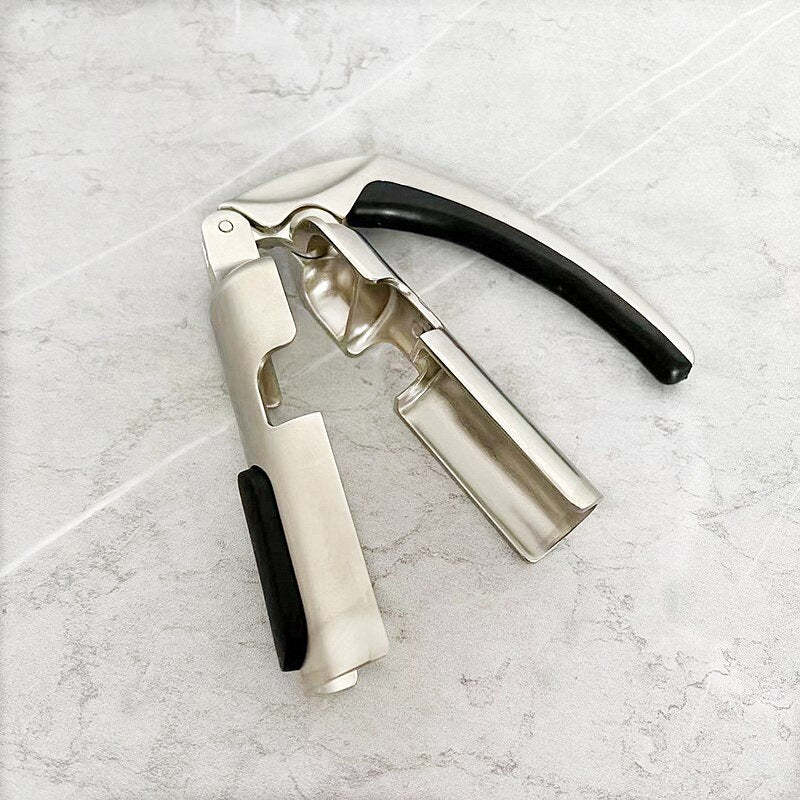 Anti-Slip Manual Champagne Bottle Opener-Wine and Whiskey Decanter
