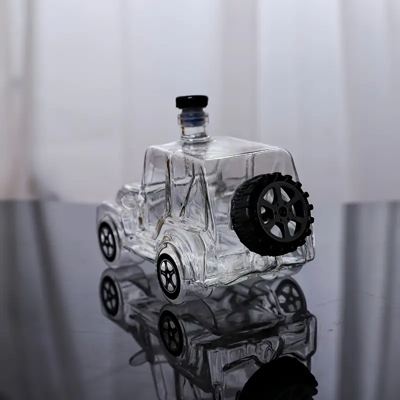 Car Shaped Glass Whiskey And Wine Decanter