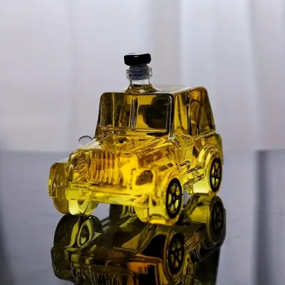 Car Shaped Glass Whiskey And Wine Decanter