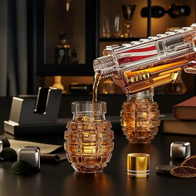Decorative Flag Design Decanter Glassware Gift Set With Grenade Shot Bottles