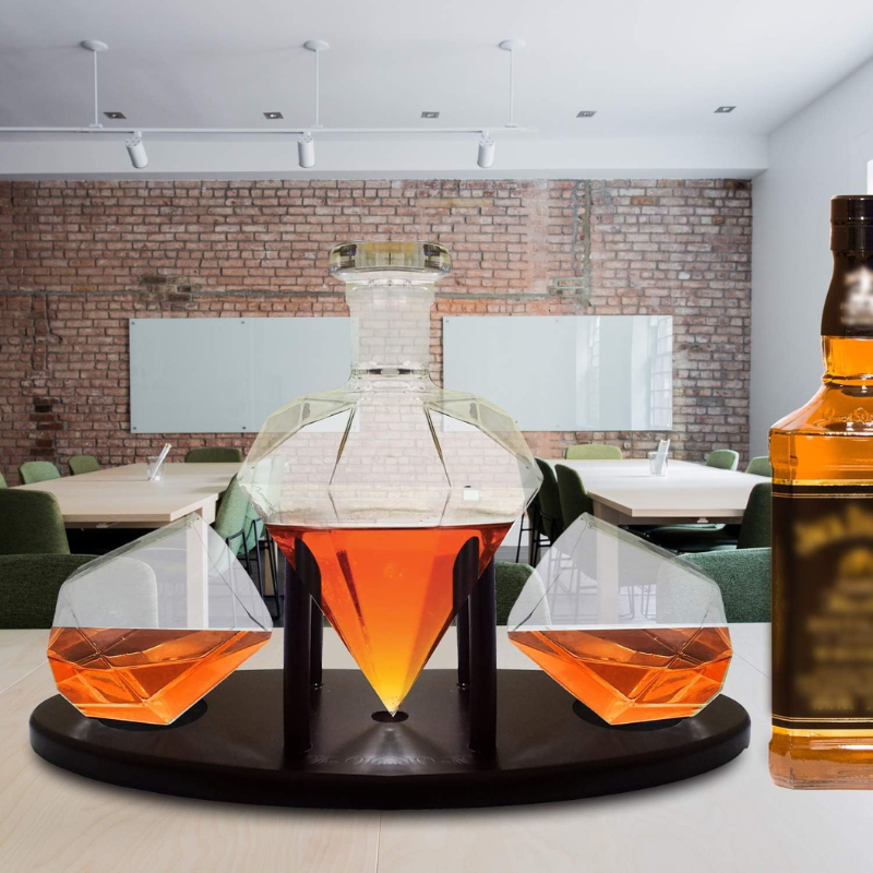 Diamond Whiskey Decanter Set with Glasses Modern Barware-Wine and Whiskey Decanter
