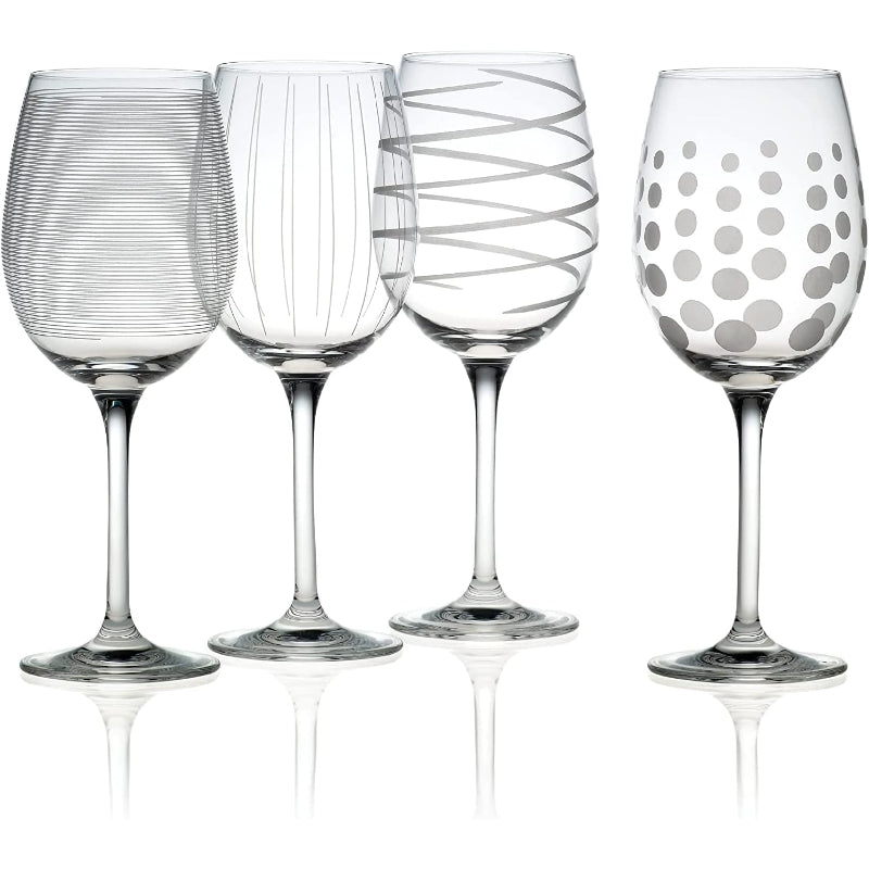 Set Of 4 Distinctive Etched Patterns Wine Glass