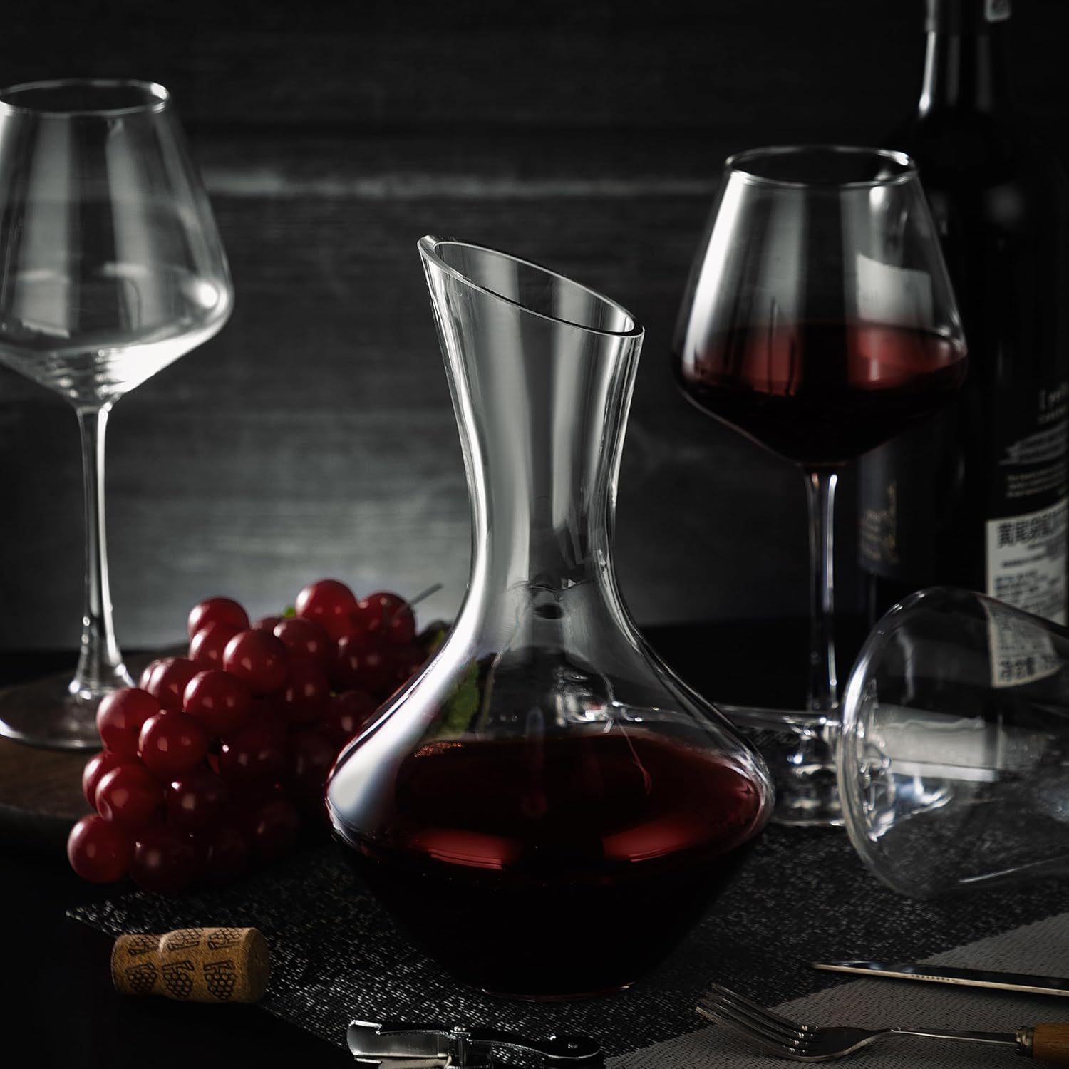 Crystal Wine Decanter For Enhanced Aeration And Smooth Pouring-Wine and Whiskey Decanter