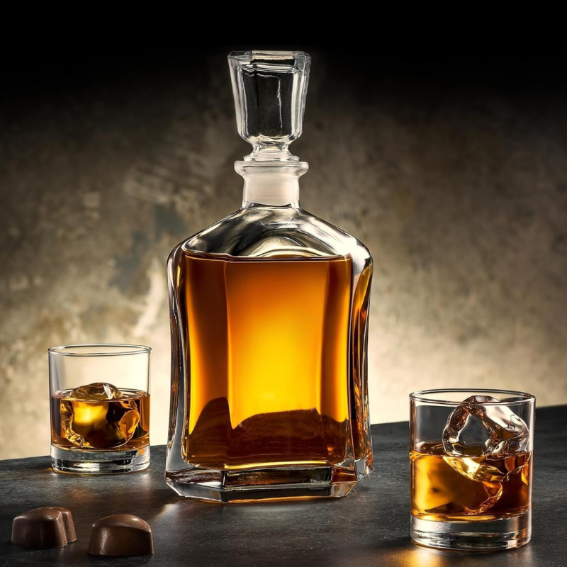 Italian Glass Decanter Style With Geometric Stopper Barware