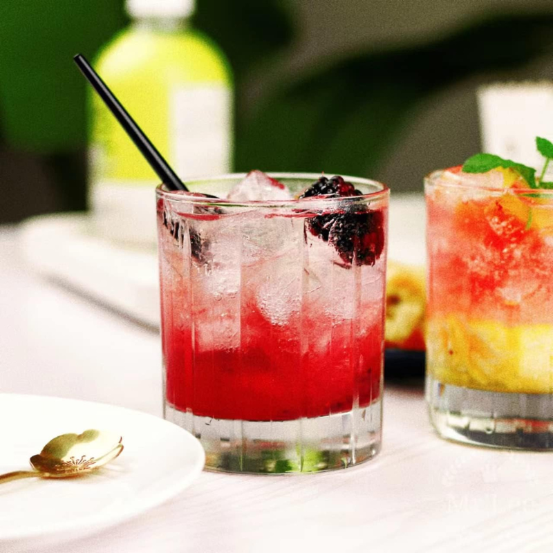 Pack Of 2 Lined Design Whiskey Glasses Elegant Barware Set