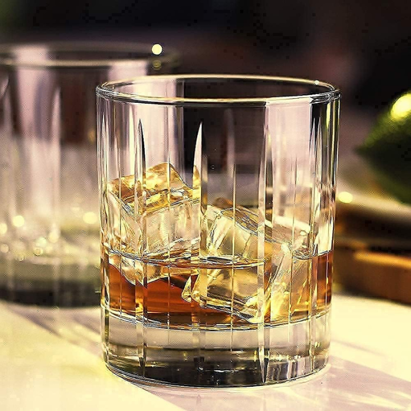 Pack Of 2 Lined Design Whiskey Glasses Elegant Barware Set