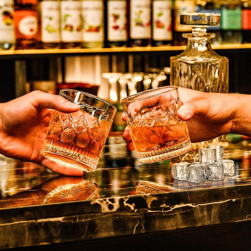 Pack OF 2 Spiral Design Whiskey Glasses For Parties And Bars-Wine and Whiskey Decanter