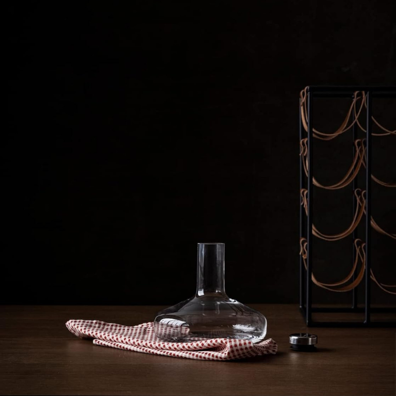 Wine Carafe With Integrated Aeration System-Wine and Whiskey Decanter