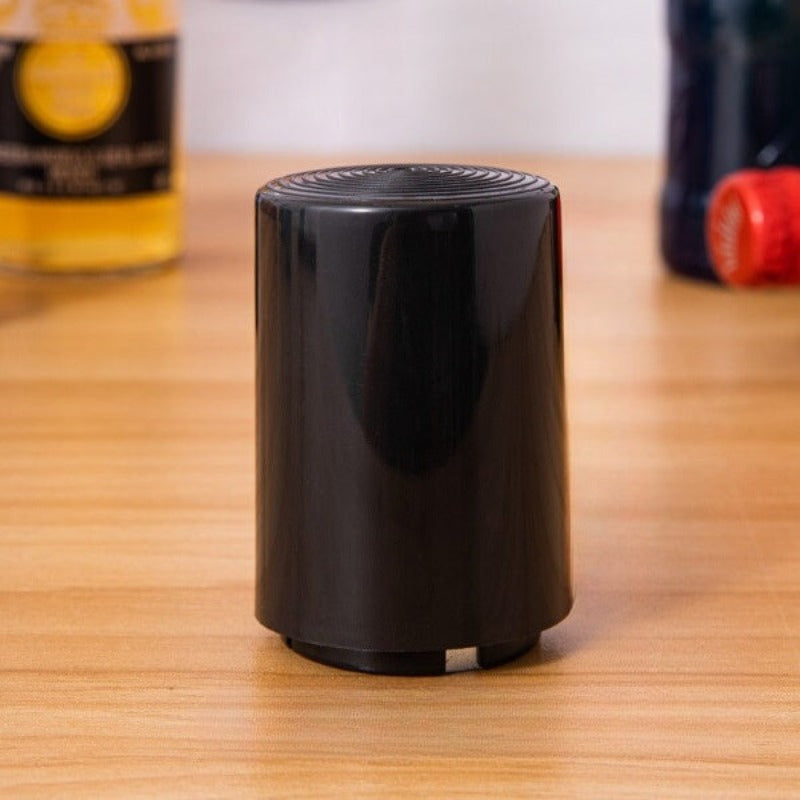Creative Magnetic Automatic Beer Bottle Opener-Wine and Whiskey Decanter