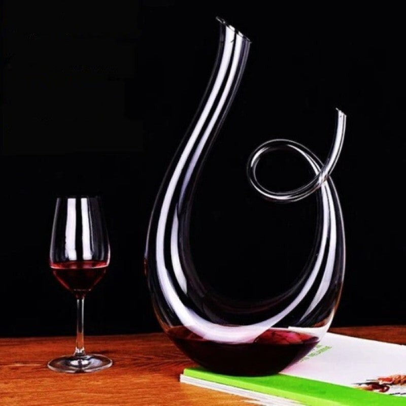 Elegant Crystal Wine Decanter
