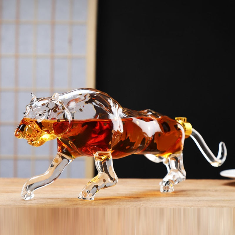 Leopard Shaped Glass Decanter-Wine and Whiskey Decanter