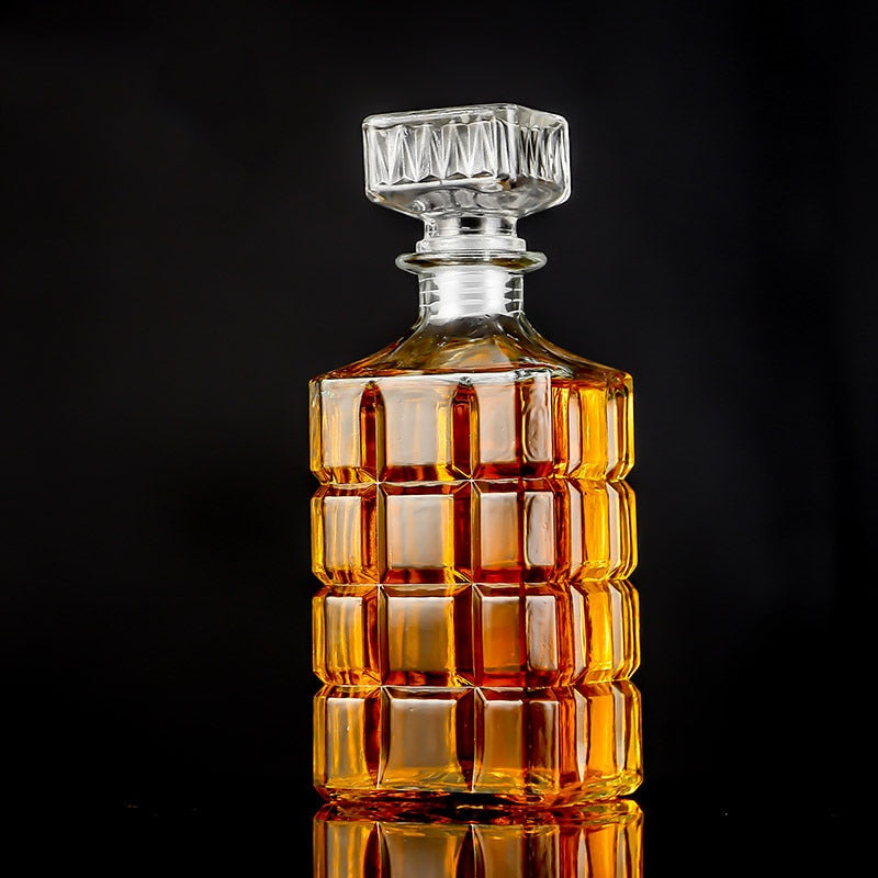 Glass Whiskey Decanters-Wine and Whiskey Decanter