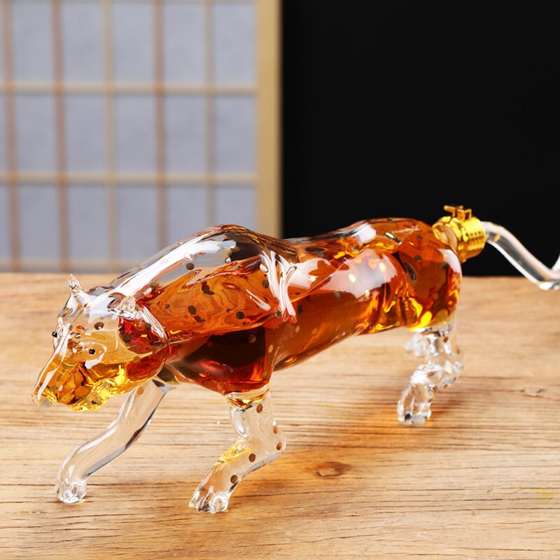 Leopard Shaped Glass Decanter-Wine and Whiskey Decanter