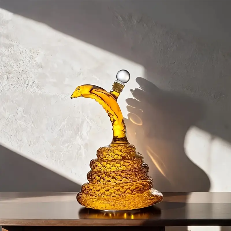 Snake Shaped Clear Whiskey Wine Decanter