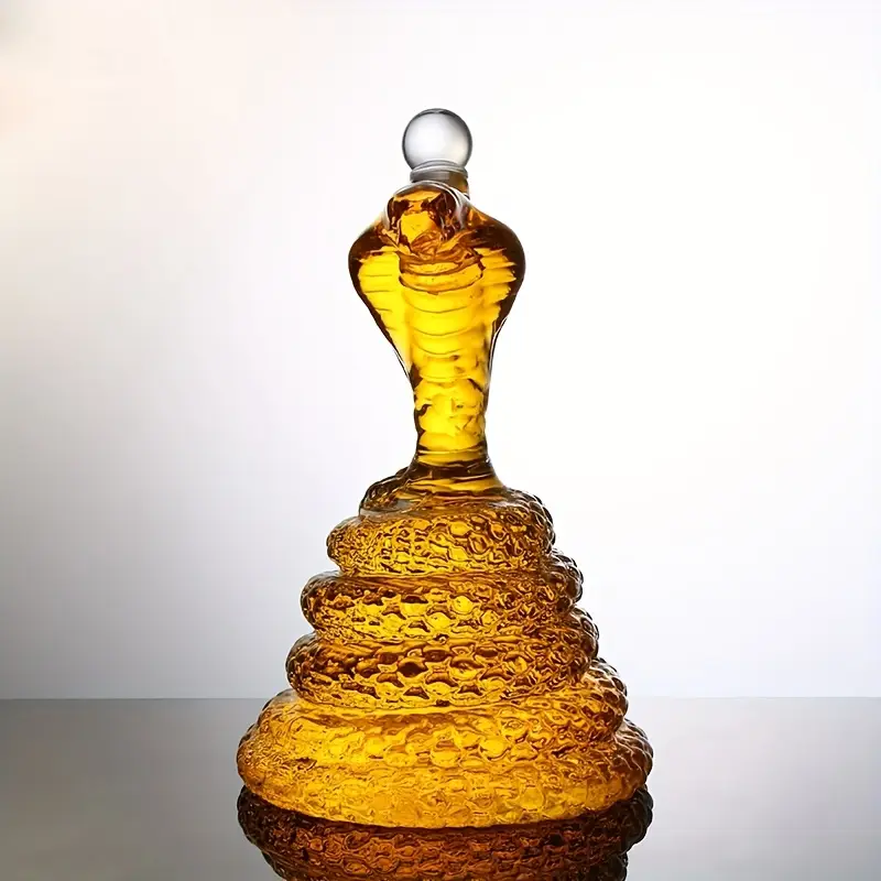 Snake Shaped Clear Whiskey Wine Decanter