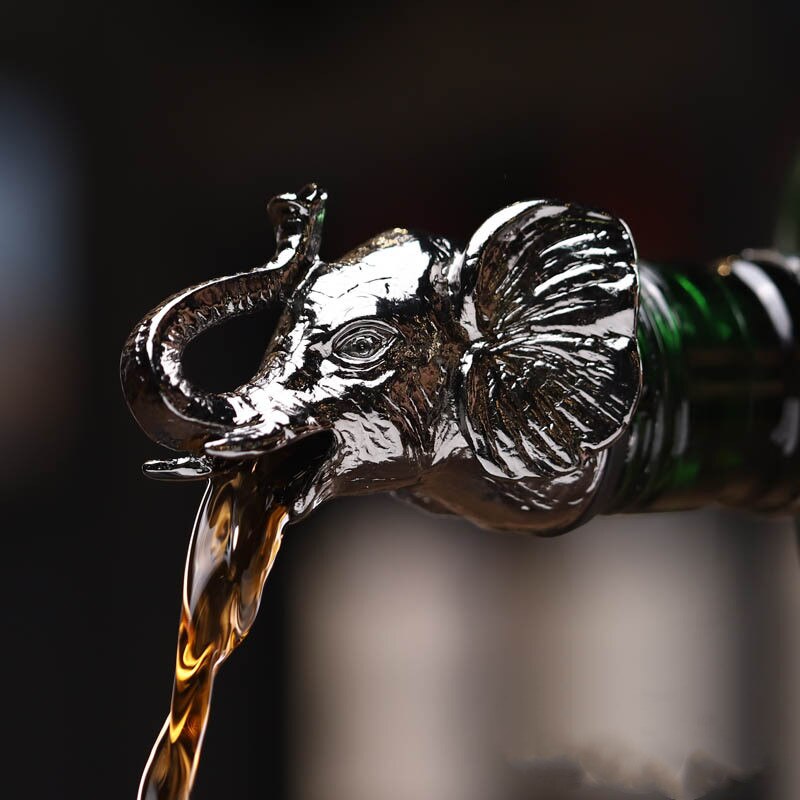 Animal Style Wine Pourer-Wine and Whiskey Decanter